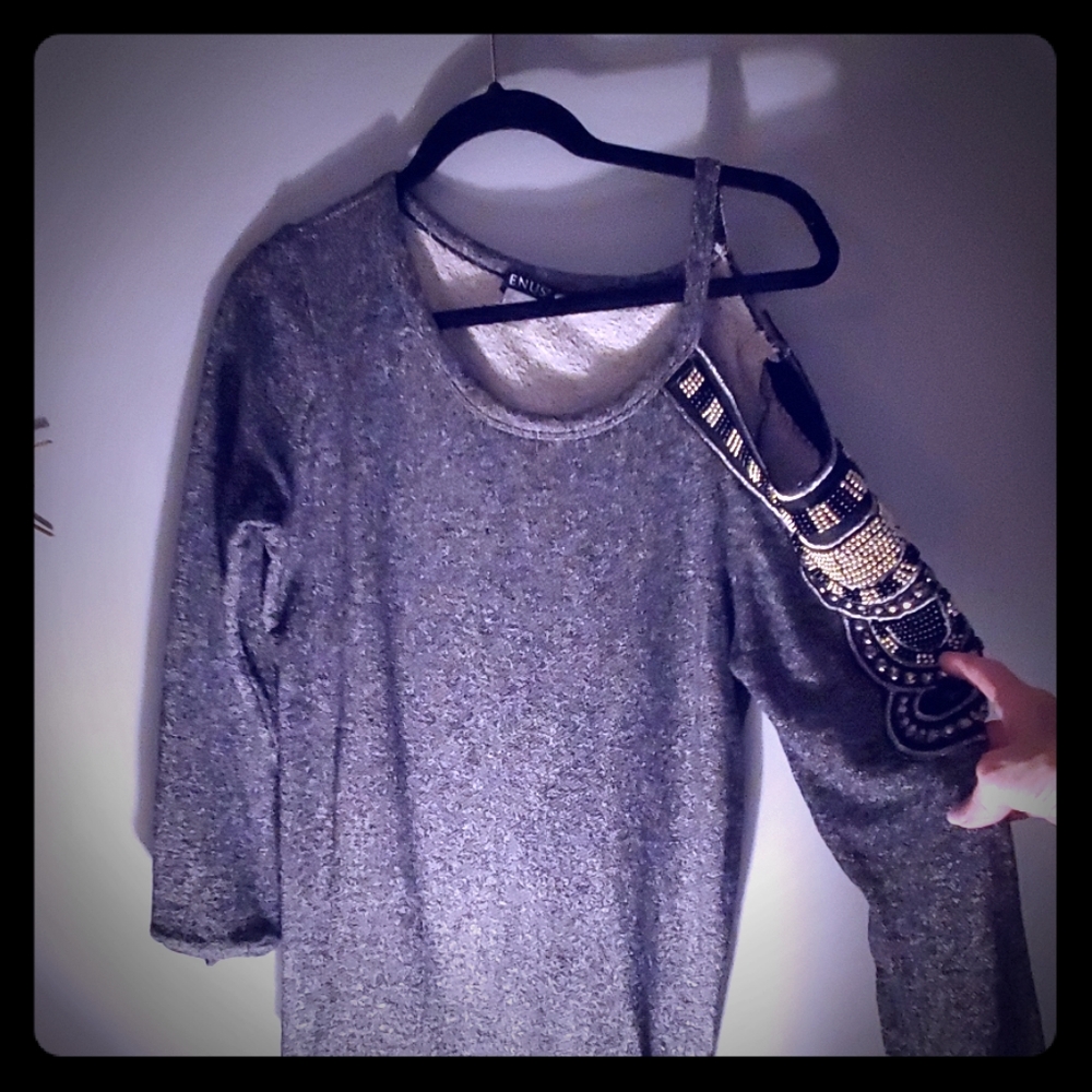 Cold shoulder embellishments sweater